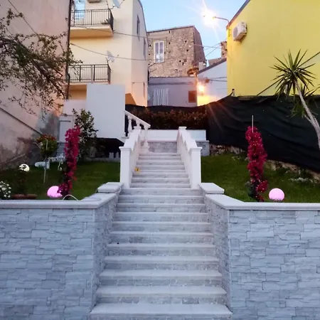 Regina Claudia Casa Vacanza 度假居 Garaguso